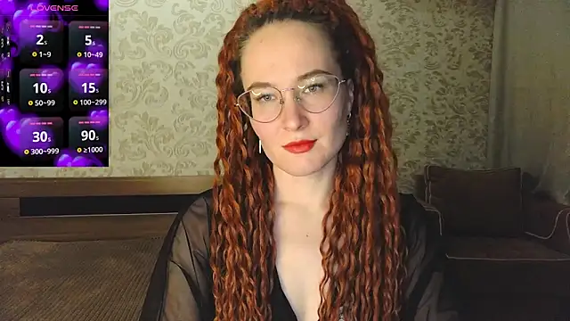 Snapshot of AgnesGraham chatting on 02.28.25 AgnesGraham online show from 02.28.25