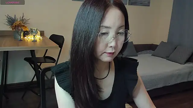 AvroraSakura online show from 12.14.24