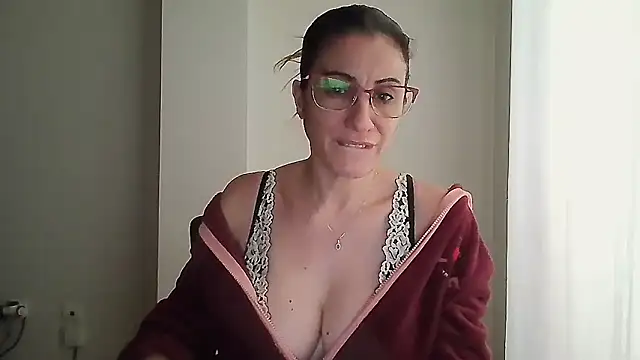 Sanada hot online show from 11.12.25