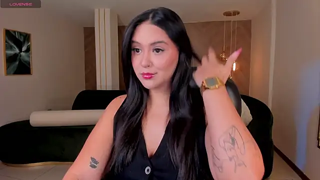 ToriCrossX online show from 12.20.25