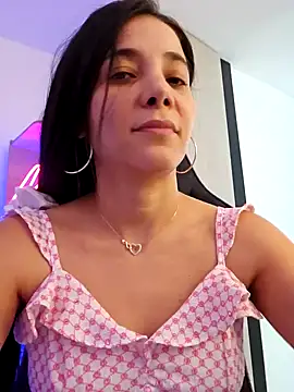 miaeyes online show from 01.08.25