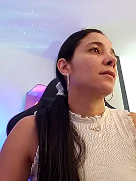 miaeyes online show from 01.13.25