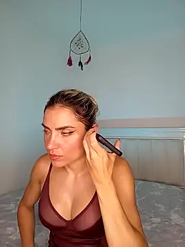 ASHLEY BLAIR online show from 12.04.24