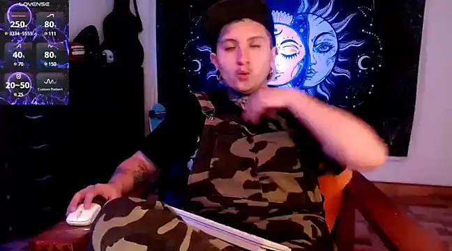 Marieblueeyes online show from 01.05.25