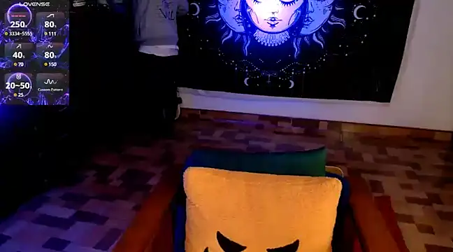 Marieblueeyes online show from 01.06.25