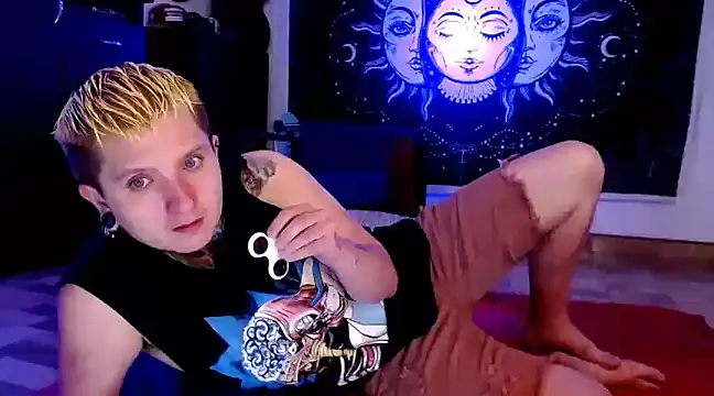 Marieblueeyes online show from 01.09.25