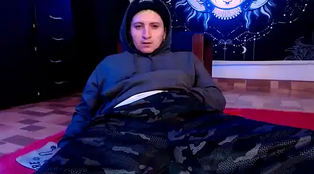 Marieblueeyes online show from 01.12.25