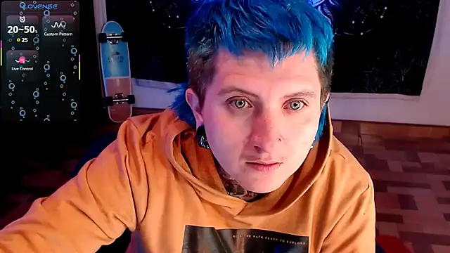 Marieblueeyes online show from 01.25.25