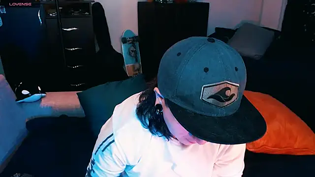 Marieblueeyes online show from 10.01.25