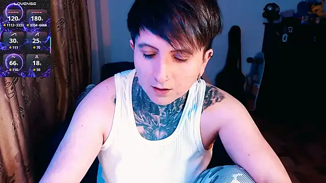 Marieblueeyes online show from 10.23.25