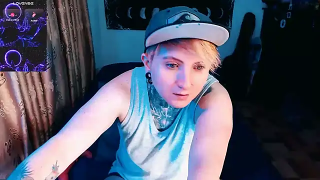 Marieblueeyes online show from 11.11.25