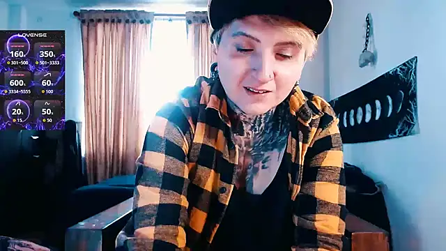 Marieblueeyes online show from 11.22.25