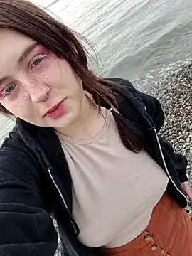 Yammy Yumi online show from 03.14.25