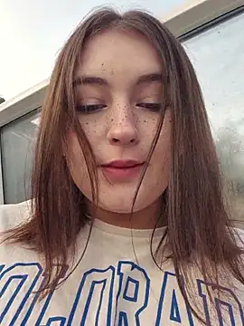 Yammy Yumi online show from 11.30.25