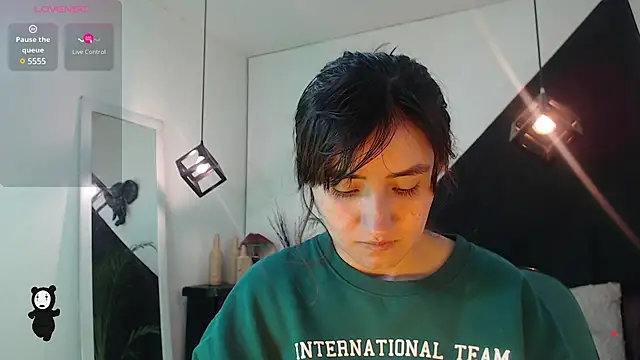 Perla Campbell online show from 03.22.25