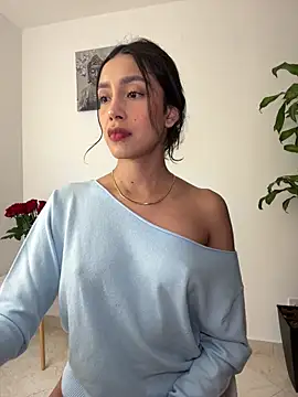 SelenaStone online show from 10.01.25