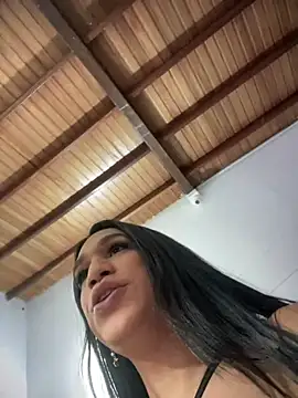 Ashly Miller online show from 01.31.25