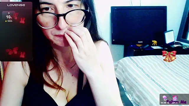 A R Y  online show from 12.07.24