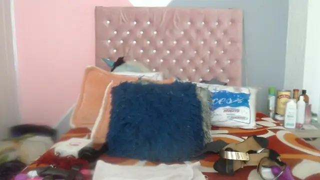 Snapshot of Negrabig chatting on 02.14.25 Negrabig online show from 02.14.25
