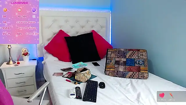 Viiictoriiaa online show from 01.27.25