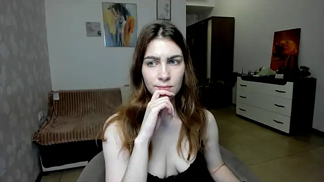 Snapshot of KaraWill chatting on 06.30.26 KaraWill online show from 06.30.26