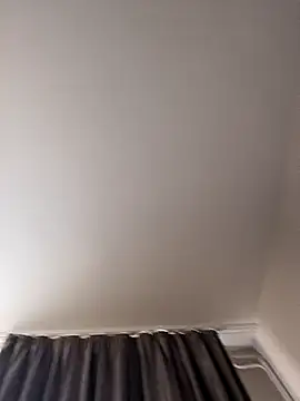 Snapshot of Borisache chatting on 09.18.25 Borisache online show from 09.18.25