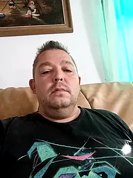 Snapshot of Borisache chatting on 09.24.25 Borisache online show from 09.24.25