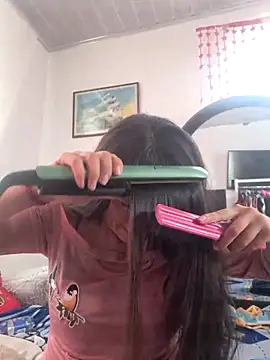 Snapshot of Alexandrasaenz chatting on 09.17.25 Alexandrasaenz online show from 09.17.25