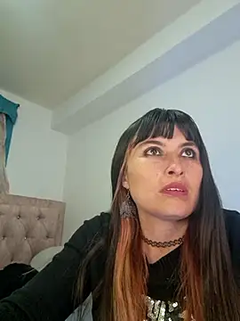 Alexandrasaenz online show from 03.27.26