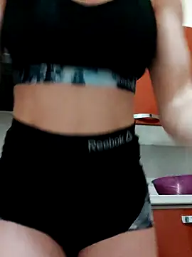 clara-francaise online show from 02.20.25