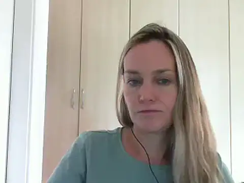 Annylove1 online show from 12.27.24
