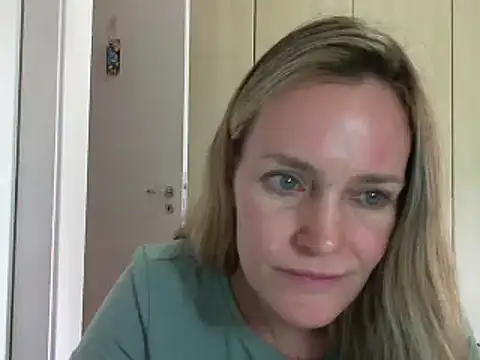 Annylove1 online show from 12.28.24