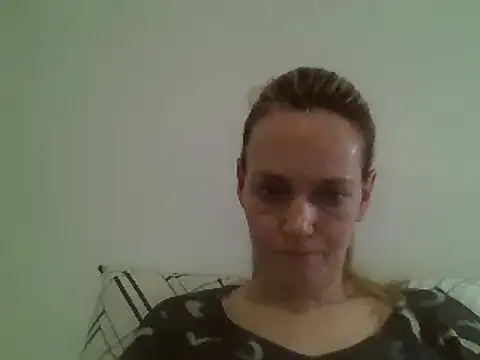 Annylove1 online show from 01.04.25