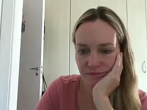 Annylove1 online show from 01.04.25
