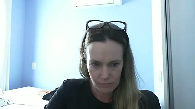 Annylove1 online show from 09.14.25
