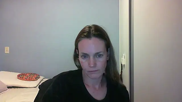 Annylove1 online show from 10.15.25