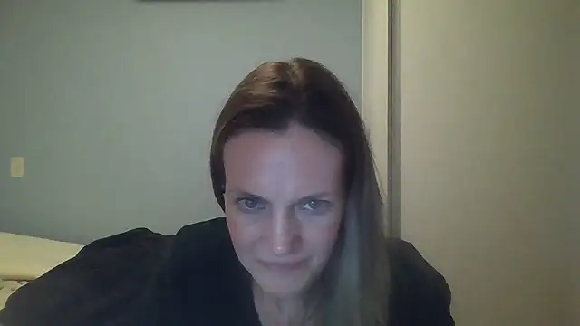 Annylove1 online show from 10.22.25