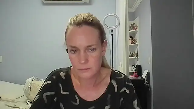 Annylove1 online show from 02.01.26