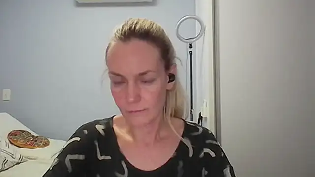 Annylove1 online show from 02.08.26