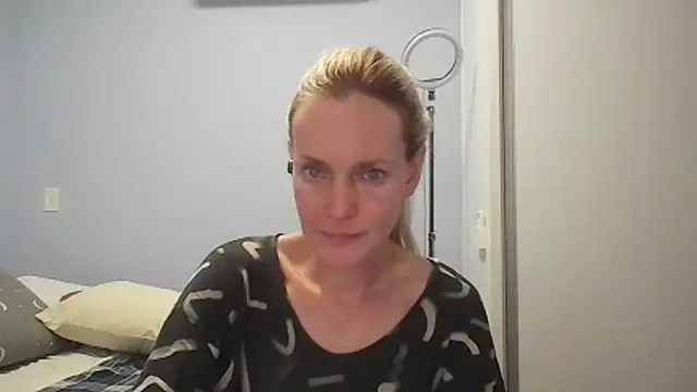 Annylove1 online show from 03.29.26