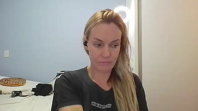 Annylove1 online show from 04.10.26