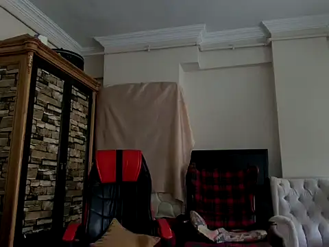 Snapshot of ALPHANDRE chatting on 09.17.25 ALPHANDRE online show from 09.17.25