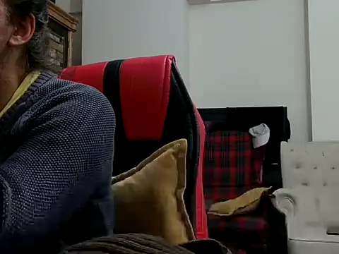 Snapshot of ALPHANDRE chatting on 09.27.25 ALPHANDRE online show from 09.27.25