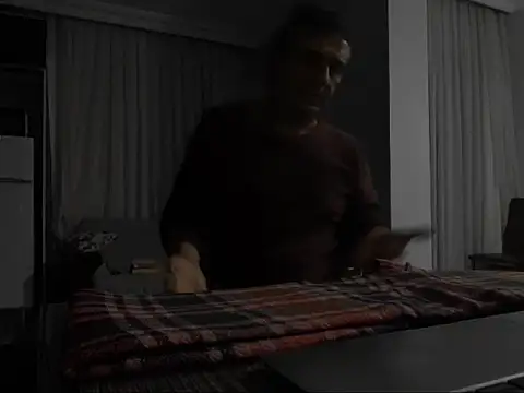 Snapshot of ALPHANDRE chatting on 10.10.25 ALPHANDRE online show from 10.10.25