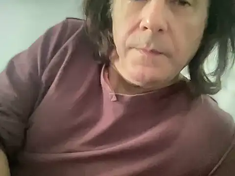 Snapshot of ALPHANDRE chatting on 10.13.25 ALPHANDRE online show from 10.13.25