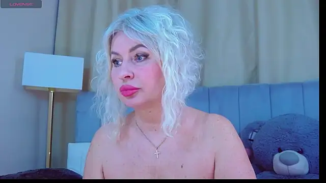 Barbie Blond  online show from 03.29.26