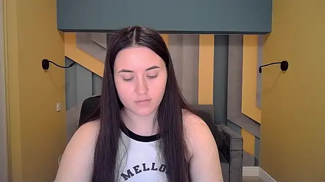 Snapshot of Roxie_Bradley chatting on 12.06.24 Roxie Bradley online show from 12.06.24
