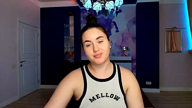 Snapshot of Roxie_Bradley chatting on 01.06.25 Roxie Bradley online show from 01.06.25