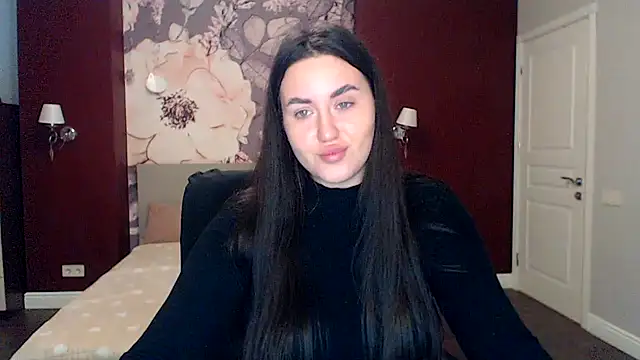 Snapshot of Roxie_Bradley chatting on 01.21.25 Roxie Bradley online show from 01.21.25