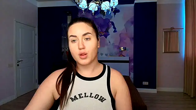 Snapshot of Roxie_Bradley chatting on 01.22.25 Roxie Bradley online show from 01.22.25
